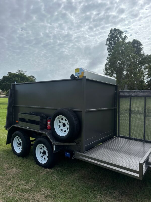 Custom Mowing Trailer Single Axle - Image 4